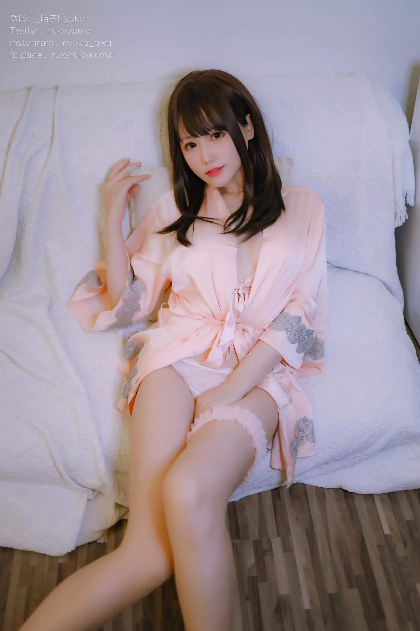 Nyako喵子 – NO.29 妄想彼女同棲生活-丝绸睡衣 [80P]插图6
